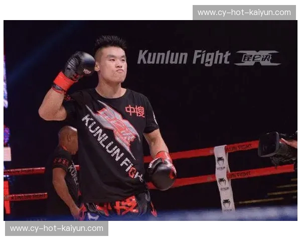 黑狮啸天碰上齐天大圣：星当与顾辉的擂台死斗，谁才是真正的格斗之王？